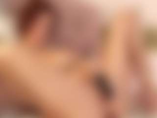 Julcy-Peach's Live Sex Cam Show