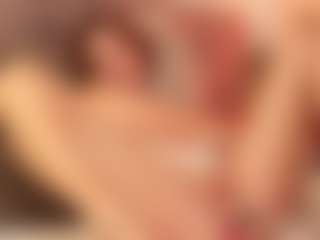 Live cam show with Julcy-Peach - Tease Red Hair on Cam Slut