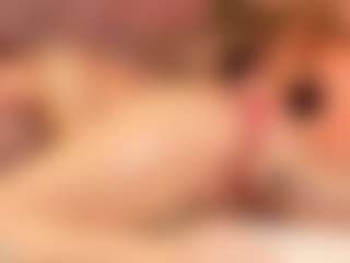 Julcy-Peach's Live Sex Cam Show