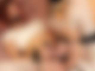 Julcy-Peach's Live Sex Cam Show