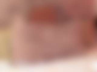 Julcy-Peach's Live Sex Cam Show