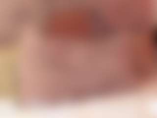 Julcy-Peach's Live Sex Cam Show