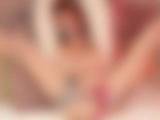 Julcy-Peach's Live Sex Cam Show
