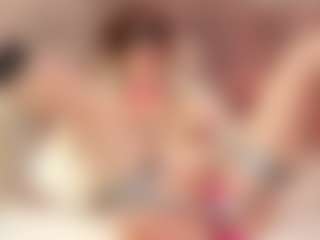 Julcy-Peach's Live Sex Cam Show
