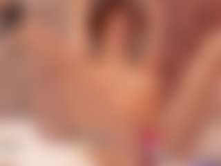 Julcy-Peach's Live Sex Cam Show