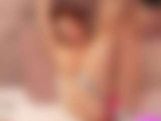 Julcy-Peach's Live Sex Cam Show