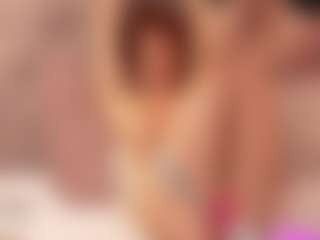 Julcy-Peach's Live Sex Cam Show