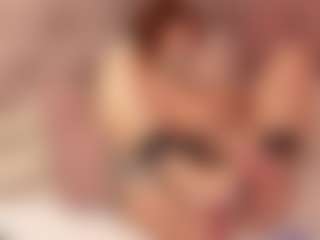 Julcy-Peach's Live Sex Cam Show
