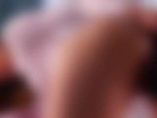 Live cam show with LauriTrucchio - Spanking on MyBangCams