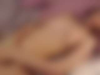 Live cam show with LauriTrucchio - Grey Eyes on Camsoda