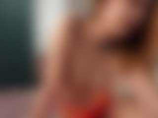 Live cam show with LauriTrucchio - Ice on Camming Site