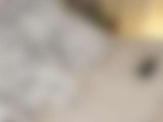 Live cam show with LauriTrucchio - Sexydance on liverealitysex.com