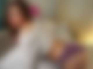 Live cam show with LauriTrucchio - Grey Eyes on Fling VIP Chat