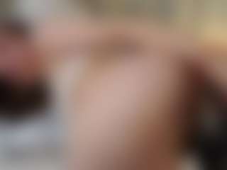 LauriTrucchio's Live Sex Cam Show