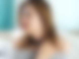Live cam show with LauriTrucchio - Moaning on Free Soda