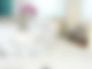 Live cam show with LauriTrucchio - Doggy on infinitiblacc.com