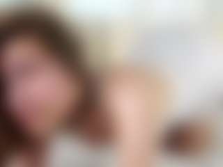 Live cam show with LauriTrucchio - Cute on nudelive.tv