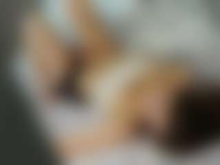 LauriTrucchio's Live Sex Cam Show