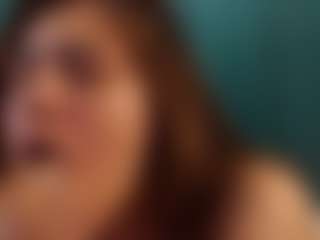 Live cam show with LauriTrucchio - Thong on Lustler