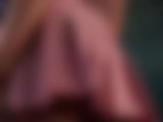 LauriTrucchio's Live Sex Cam Show