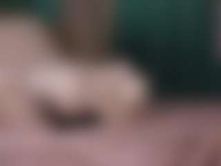 LauriTrucchio's Live Sex Cam Show