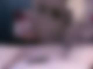 Live cam show with LauriTrucchio - Ice on xxxlivecams.org