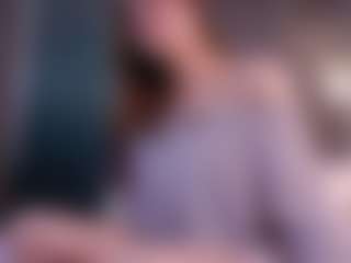 Live cam show with LauriTrucchio - Booty on Camsoda