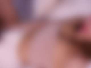 Live cam show with LauriTrucchio - Normal on Camsoda