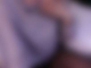 Live cam show with LauriTrucchio - Grey Eyes on Camsoda