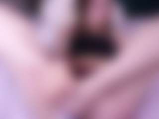 Live cam show with LauriTrucchio - Grey Eyes on camtv