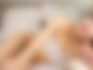 Live cam show with LauriTrucchio - Doggy on livesuperchat.net