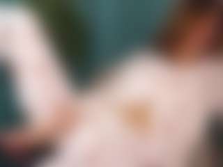 LauriTrucchio's Live Sex Cam Show