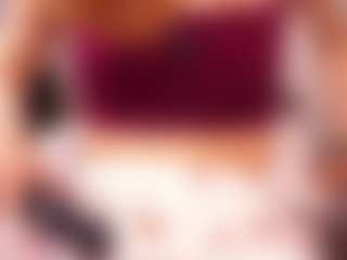 Live cam show with LauriTrucchio - Flirt White on WildCum | united states