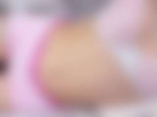 Live cam show with LauriTrucchio - Average on xxxlivecams.org