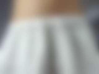 Live cam show with LauriTrucchio - Booty on Camsoda