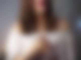 Show live cam dengan LauriTrucchio - Grey Eyes di Camsoda