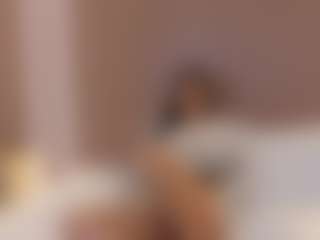 Live cam show with mia-slora - Ass Clapping on Milfs Live