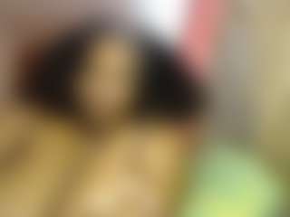 Live cam show with Michyboldy - New Brown Eyes on Camsoda