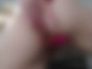 newera7291 MILF webcam performer live streaming