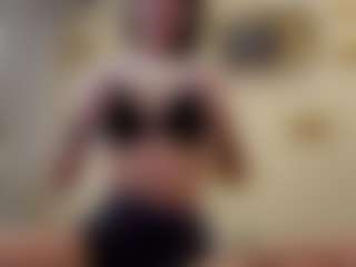 Live cam show with RoselleAvary - Handjob on sexytreat.net
