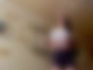 Live cam show with RoselleAvary - Twerk on SpunkLive