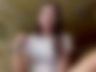 RoselleAvary's Live Sex Cam Show