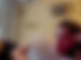 Live cam show with RoselleAvary - College on Camsoda