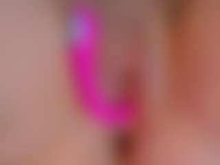 Live cam show with carol-jc - Young Adult on Milfs Live