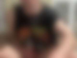 CatchMeRidinDirty's Live Sex Cam Show
