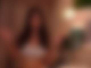 Live cam show with IsabellaMyst - Sweet on Camsoda