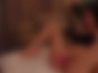 Live cam show with IsabellaMyst - Sweet on SpankPalCams