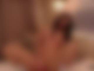 Live-camshow met IsabellaMyst - Spanks op Camsoda