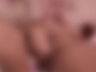 Live cam show with lilith-owens - Fingering on SxyPornLive