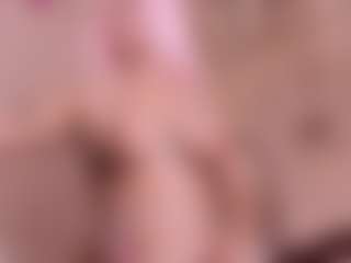 Live cam show with lilith-owens - Striptease on googirlz